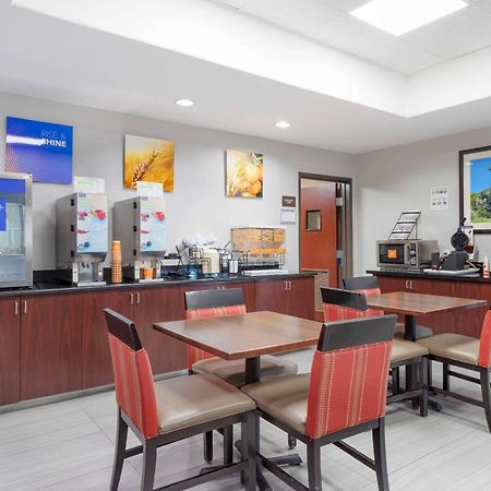 Comfort Inn By Choice Hotels Orange, Tx Bagian luar foto