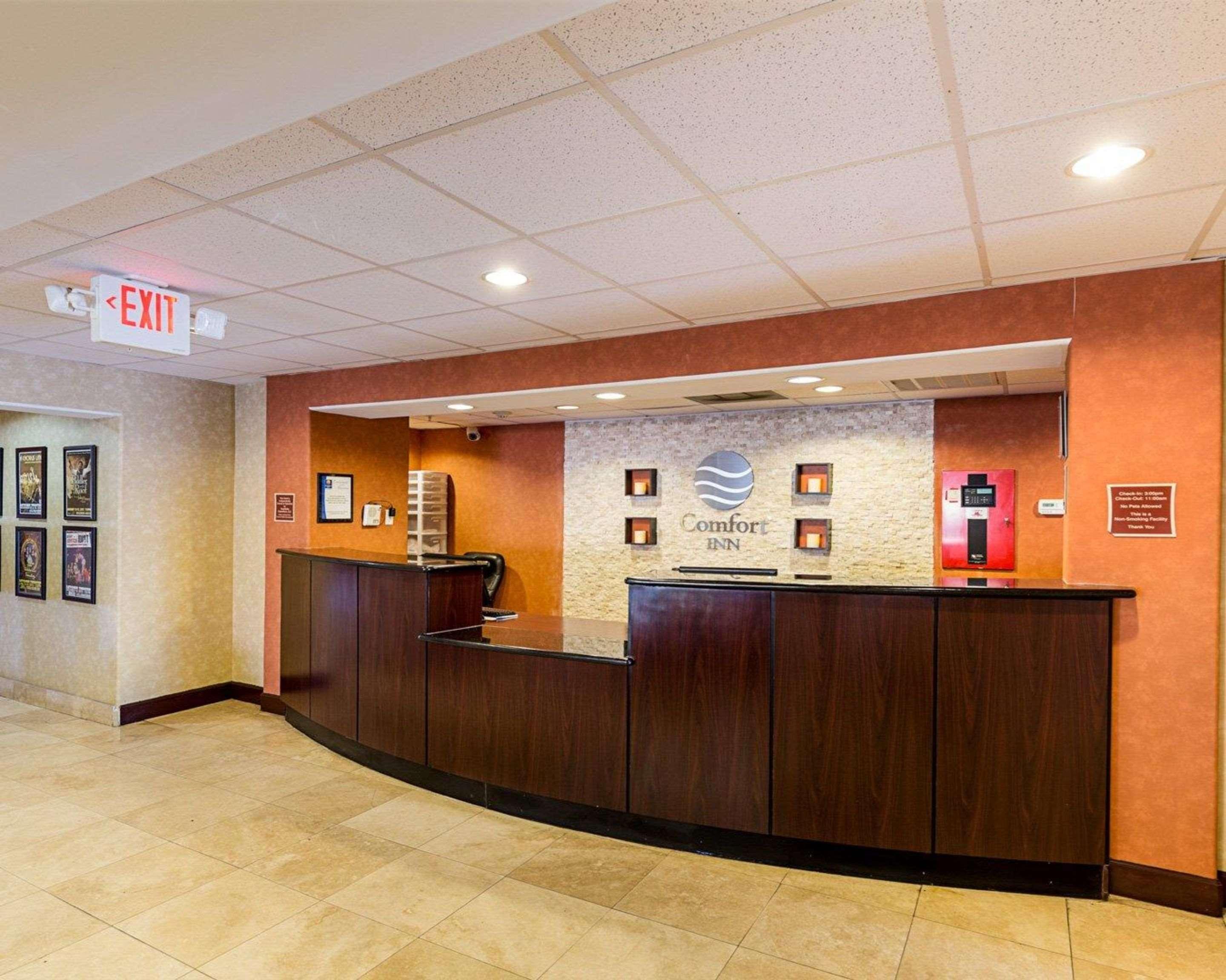 Comfort Inn By Choice Hotels Orange, Tx Bagian luar foto