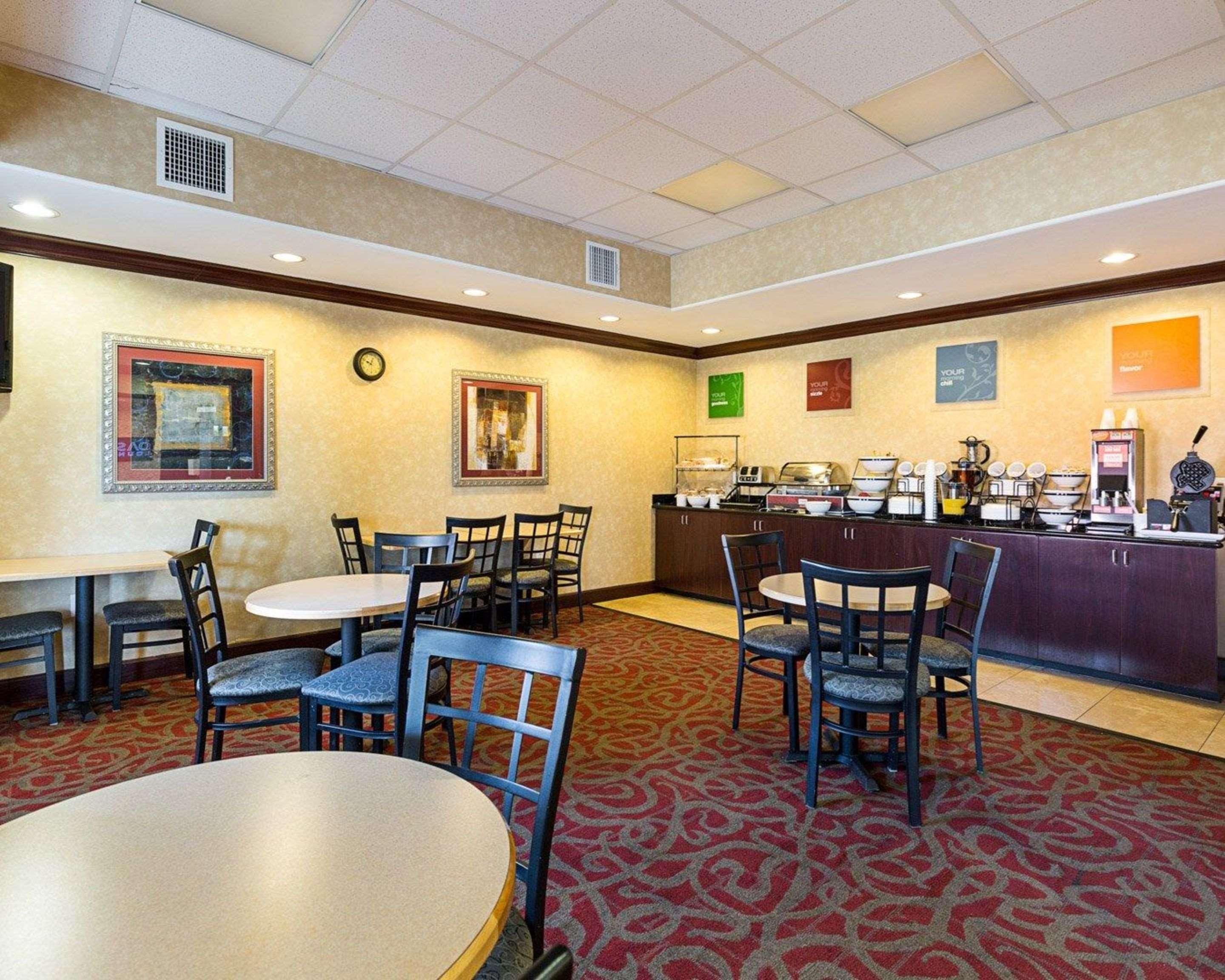 Comfort Inn By Choice Hotels Orange, Tx Bagian luar foto